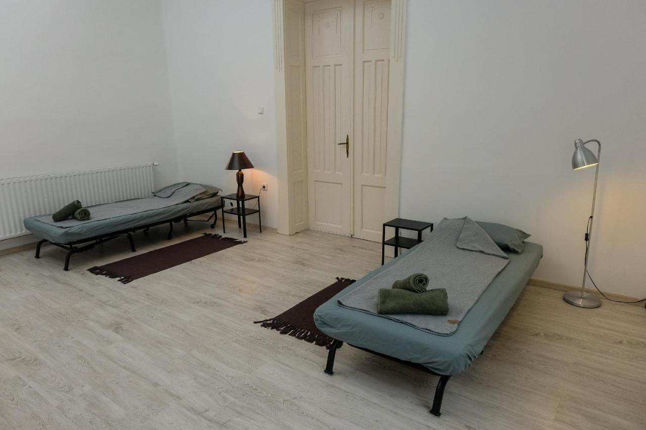 Szorcsik Haz 1913 Apartment Senta ภายนอก รูปภาพ