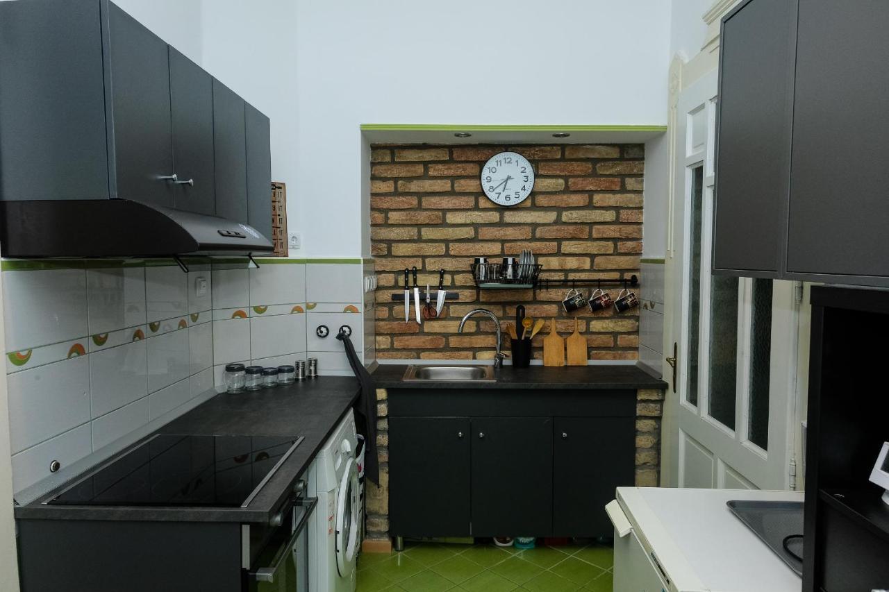 Szorcsik Haz 1913 Apartment Senta ภายนอก รูปภาพ