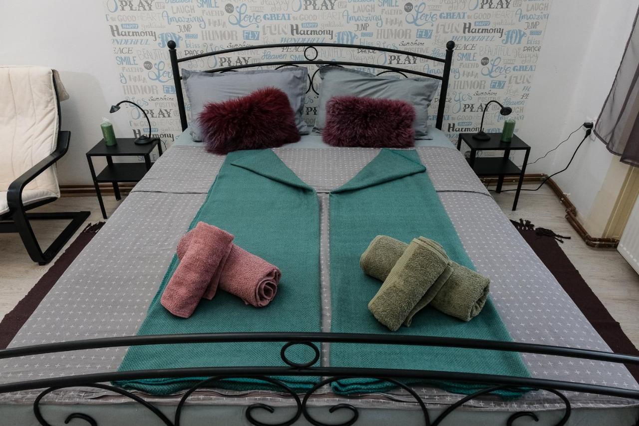 Szorcsik Haz 1913 Apartment Senta ภายนอก รูปภาพ